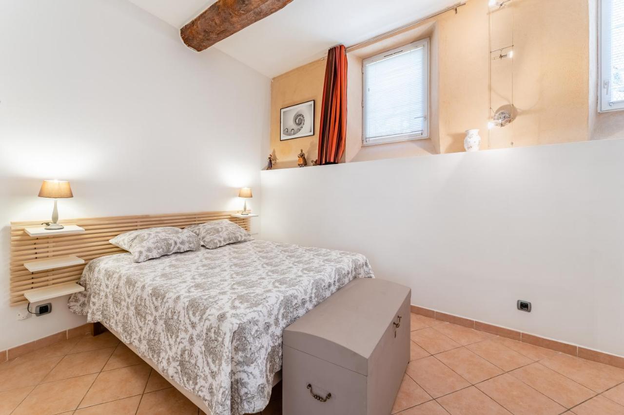 Ferienwohnung Droit Au Port Par Dodo-A-Cassis Exterior foto