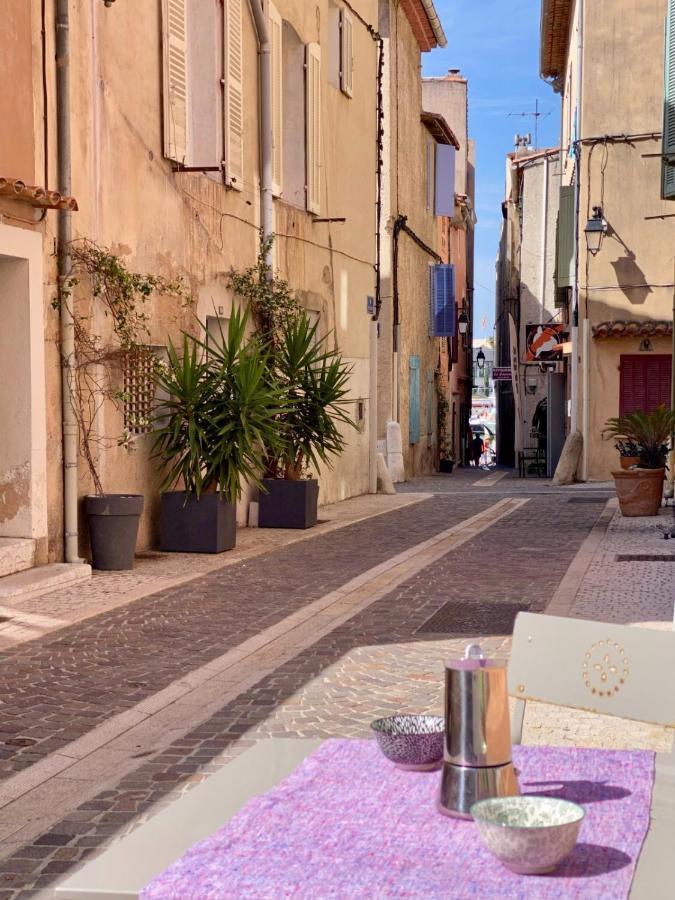 Ferienwohnung Droit Au Port Par Dodo-A-Cassis Exterior foto